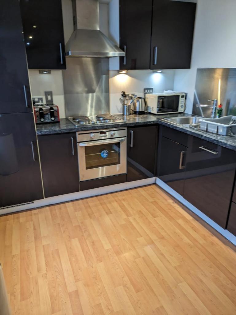 Modern 2 Bed Apartment With Stunning Seaside View Edinburgh Exterior photo